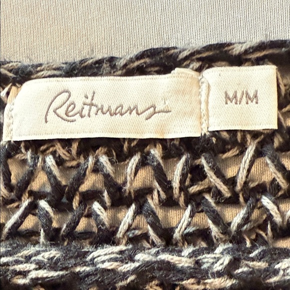 Reitmans Sweater Black Cream Knit Crochet Holes Women’s Size M - Picture 11 of 12